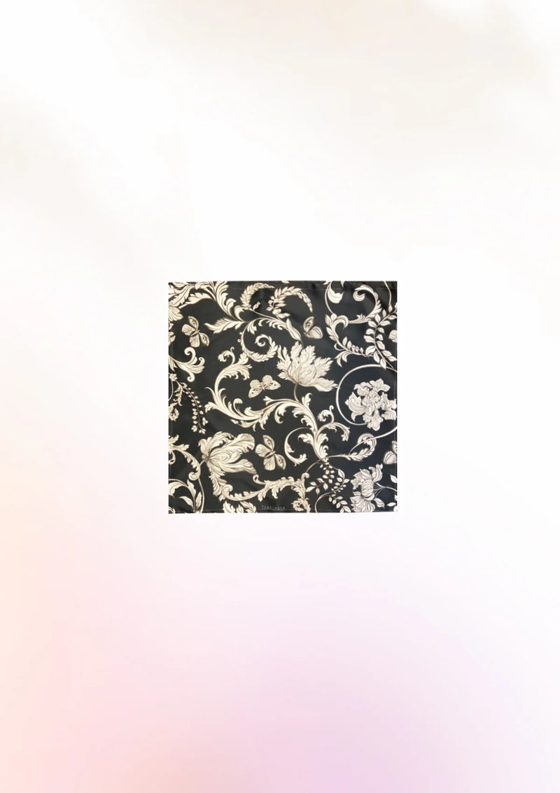 Monochrome Baroque Tie & Pocket Sqaure