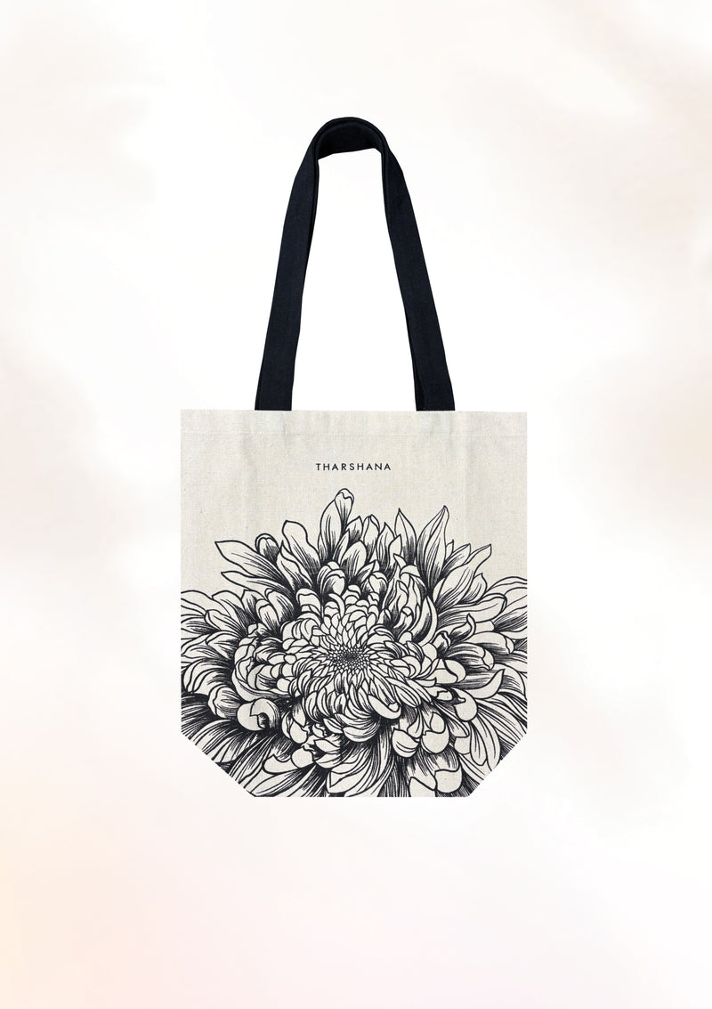 Mono Chrysanthemum Tote