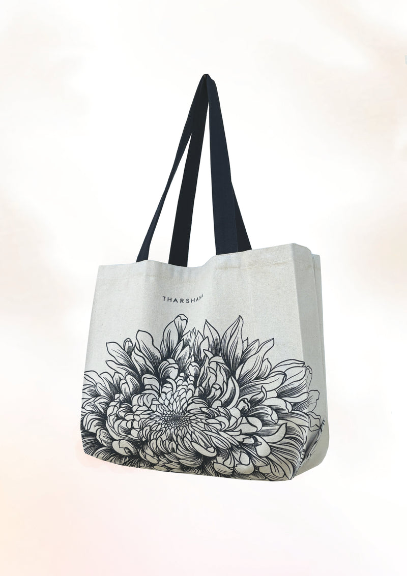 Mono Chrysanthemum Tote